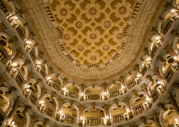 Photograph Paolo Iommelli Interni Storici 5 on One Eyeland