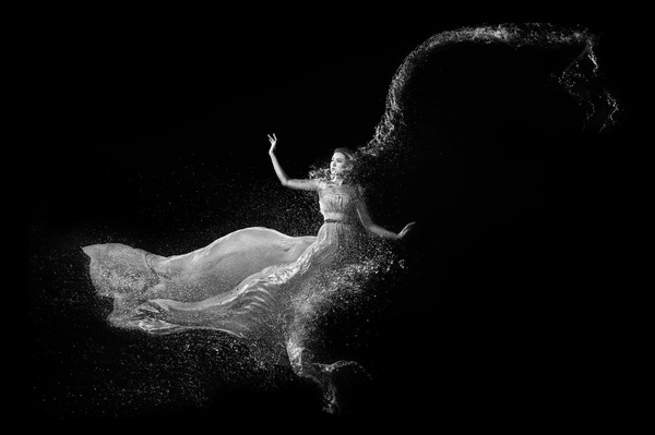 Photograph Jacky Wong Splash on One Eyeland