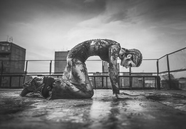 Photograph Emma Grigoryan Unlimited I on One Eyeland