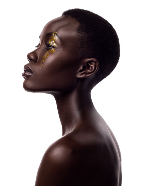 Photograph Arthur Nyakiamo Black on One Eyeland