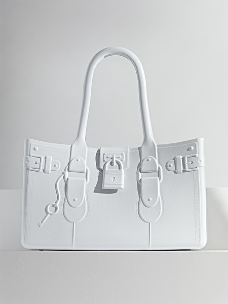 Photograph Robert Tardio Great Bag on One Eyeland