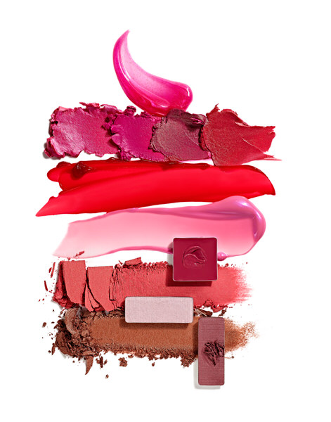 Photograph Robert Tardio Lip To Cheek Reds on One Eyeland