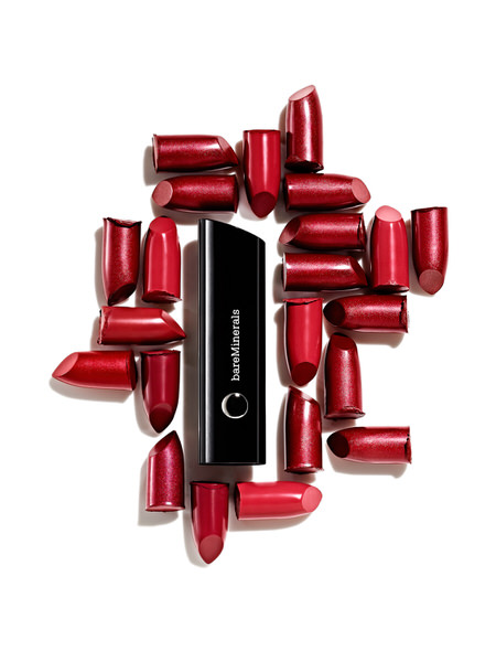 Photograph Robert Tardio Moxie Lip on One Eyeland