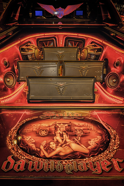 Photograph Yasuhiro Sakuda Tuning Car Audio on One Eyeland