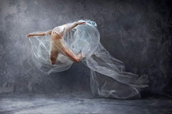 Photograph Ddiarte Ddiarte Plastic Jump on One Eyeland
