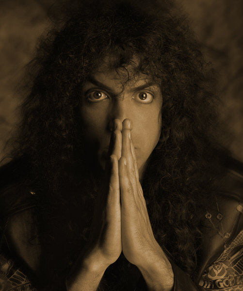 Photograph Glen Wexler Paul Stanley on One Eyeland