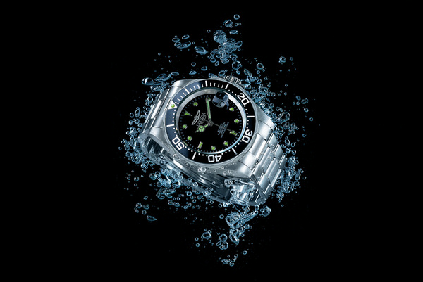 Photograph Dusan Holovej Invicta Prodiver Watch on One Eyeland