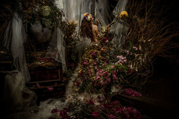 Photograph Haseo Hasegawa Get Lost on One Eyeland