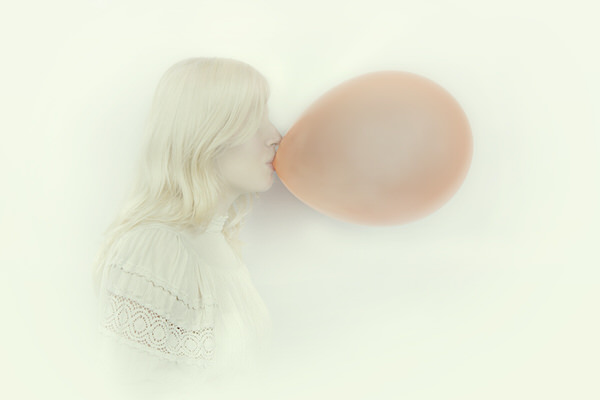 Photograph Carola Kayen Mouthaan Ballon on One Eyeland