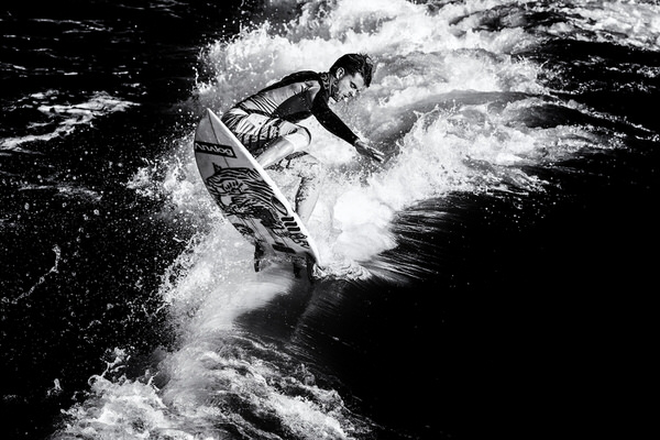 Photograph Della Latta Massimo  Surf on One Eyeland
