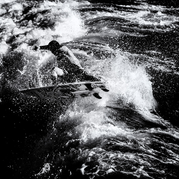 Photograph Della Latta Massimo  Surf on One Eyeland