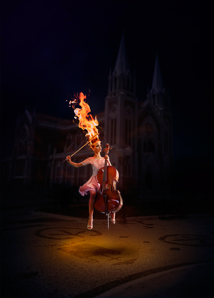 Photograph Daniel Freire  X Cello Phoenix on One Eyeland