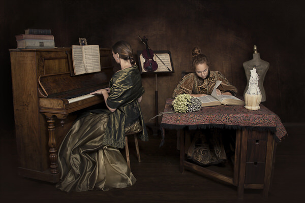 Photograph Carola Kayen Mouthaan Mother And Daughter Time on One Eyeland