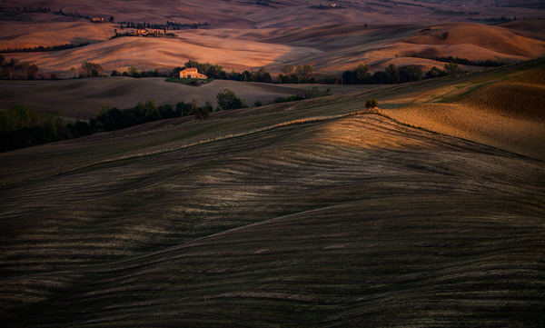 Photograph Peter Svoboda Last Light In The Tuscan Fields on One Eyeland