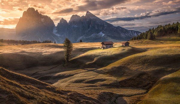 Photograph Peter Svoboda As The First Rays Warm Up The Valley on One Eyeland