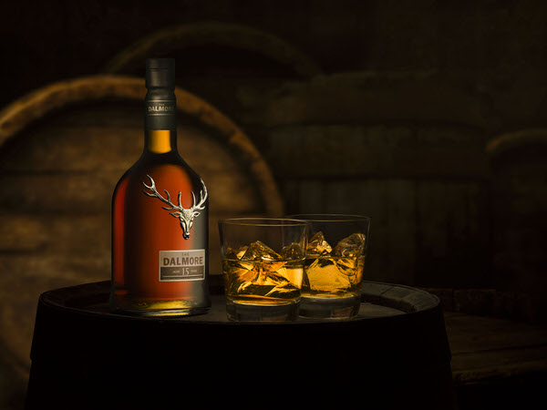 Photograph Jonathan Knowles Dalmore Whisky on One Eyeland