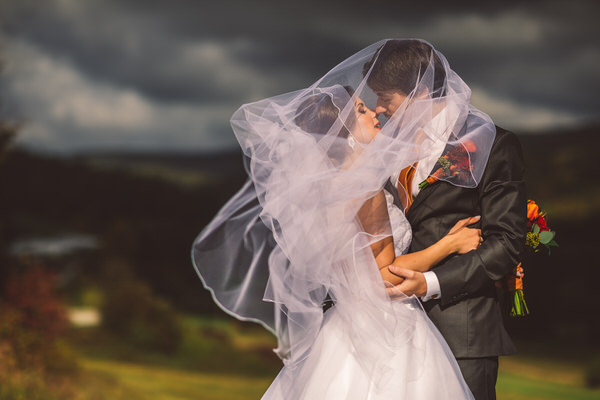 Photograph Lubos Vrtik Kiss on One Eyeland