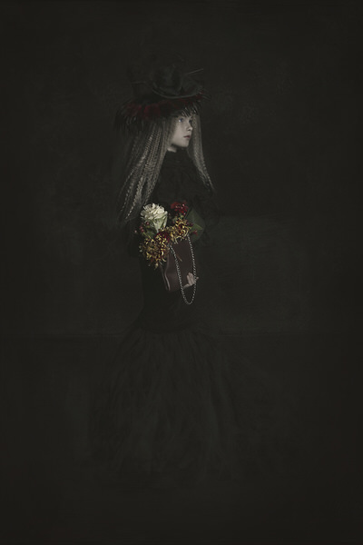 Photograph Carola Kayen Mouthaan Flower Bag on One Eyeland