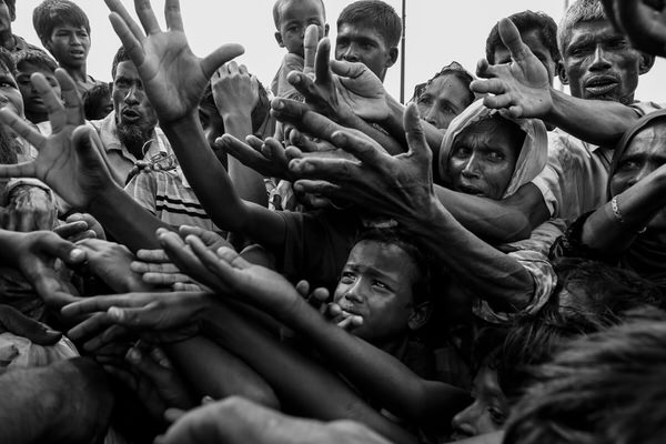 Photograph S H M Mushfiqul Alam Rohingya Exodus on One Eyeland