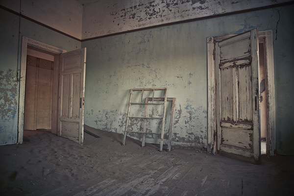 Photograph Chris Gordaneer Kolmanskuppe 1 on One Eyeland