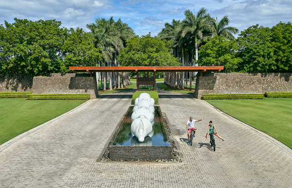 Photograph Kevin Steele Papagayo Cycle on One Eyeland