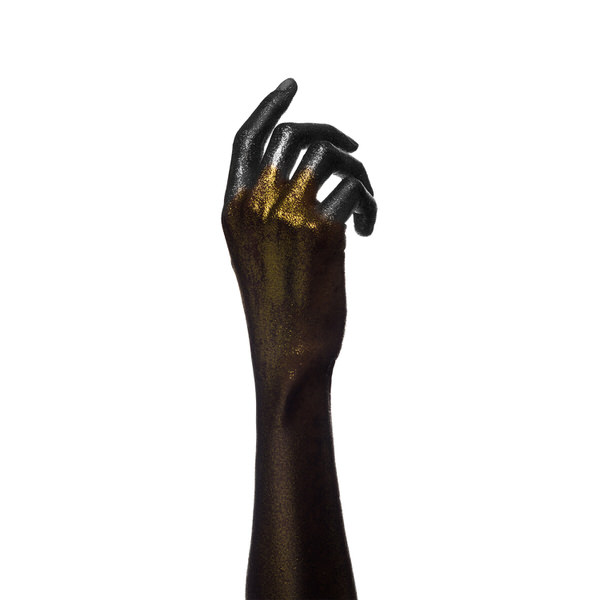 Photograph Arthur Nyakiamo The Golden Skin on One Eyeland