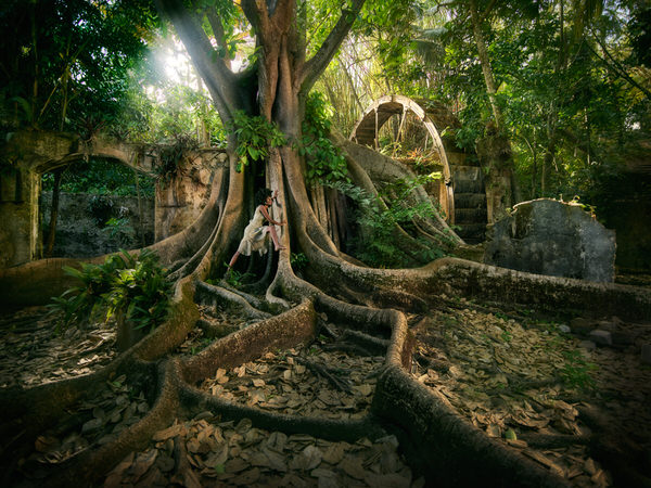 Photograph Kevin Steele Balenbouche 1 on One Eyeland