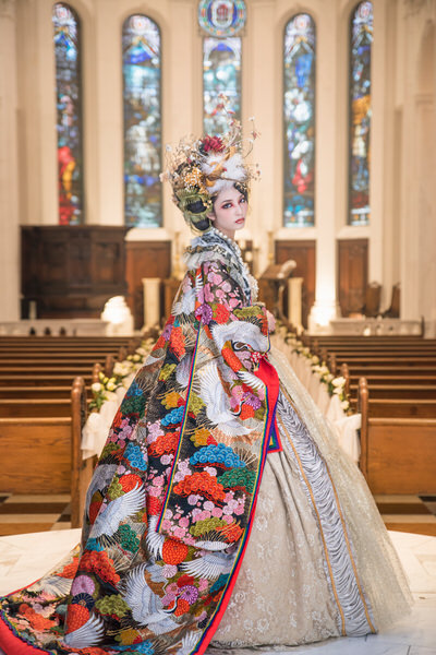 Photograph Haseo Hasegawa Queen on One Eyeland
