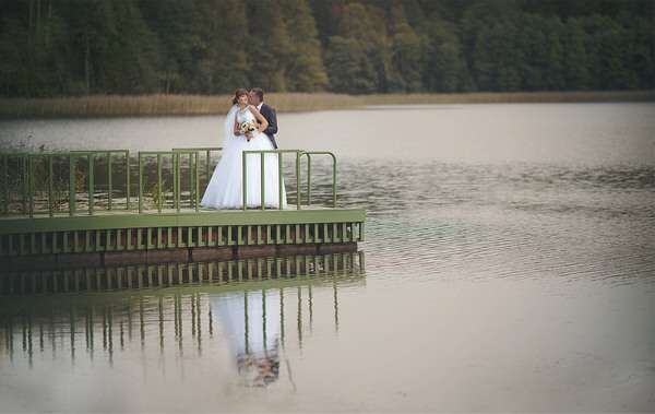 Photograph Pavel Pomoleyko Wedding Couple On The Shore Of The Lake on One Eyeland
