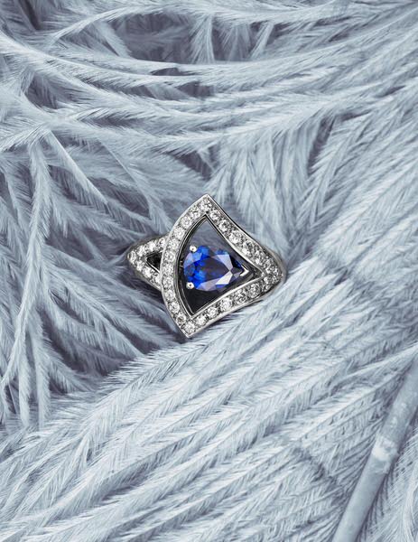 Photograph Jonathan Knowles Luxury Ring on One Eyeland