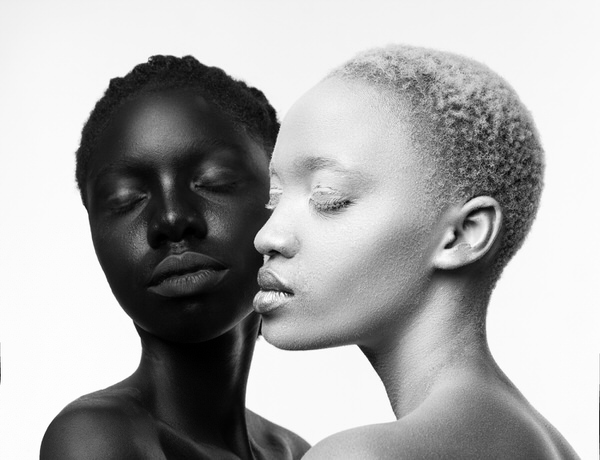 Photograph Arthur Nyakiamo Yin Yang on One Eyeland