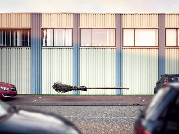 Photograph Michele Secchi Urban Flying Objects on One Eyeland