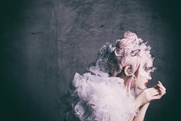 Photograph Daisuke Kiyota Eclosion on One Eyeland
