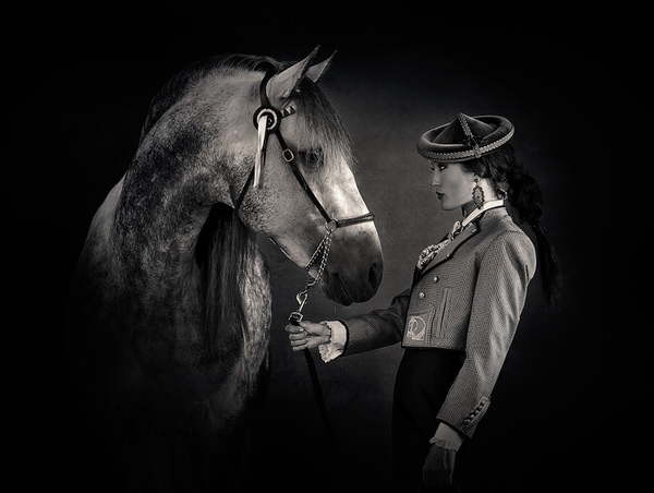 Photograph Ignacio Alvar  Thomas Patricia Y Orador on One Eyeland