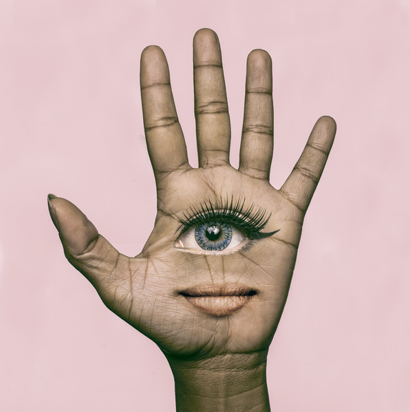 Photograph Marc Sabat Talk To The Hand on One Eyeland