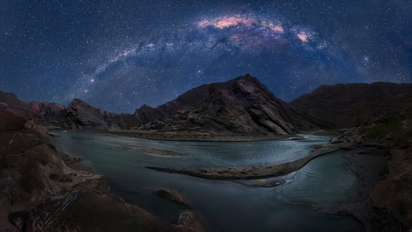 Photograph Gonzalo Santile A Night In The Bermejo River on One Eyeland
