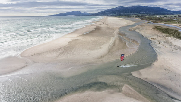Photograph Ben Welsh Kitesurfing Tarifa on One Eyeland