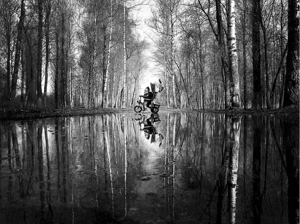 Photograph Pavel Pomoleyko Reflection on One Eyeland