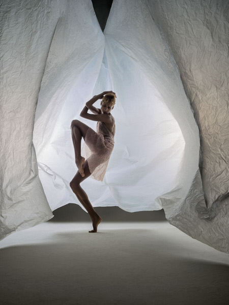 Photograph Rj Muna Alonzo King Lines Ballet on One Eyeland