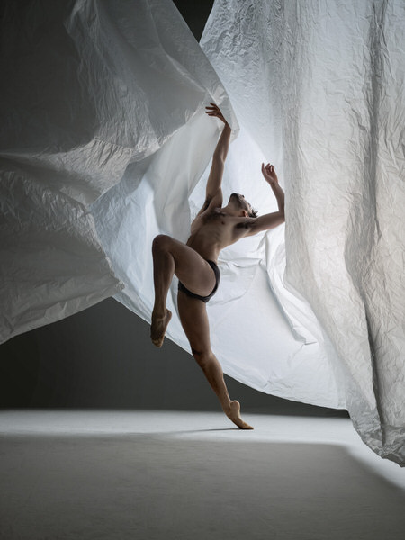 Photograph Rj Muna Alonzo King Lines Ballet on One Eyeland
