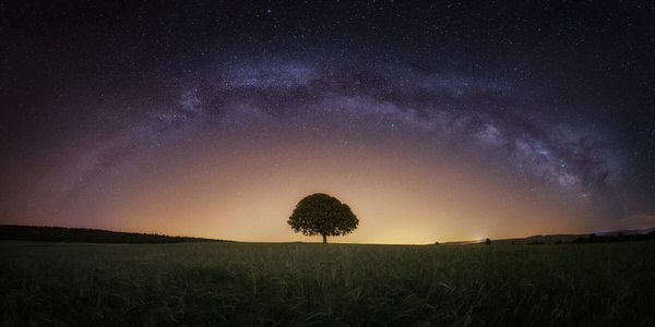 Photograph Alvaro Sanchez Starry Arch on One Eyeland