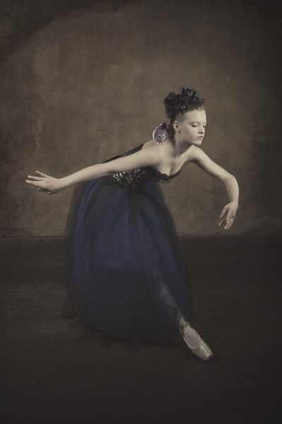 Photograph Carola Kayen Mouthaan Ballerina on One Eyeland