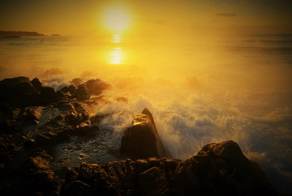 Photograph Chikara Amano Increasingly Muddled Sunrise Sea on One Eyeland
