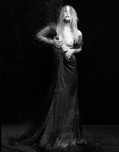 Photograph Christopher Tovo Ivana on One Eyeland