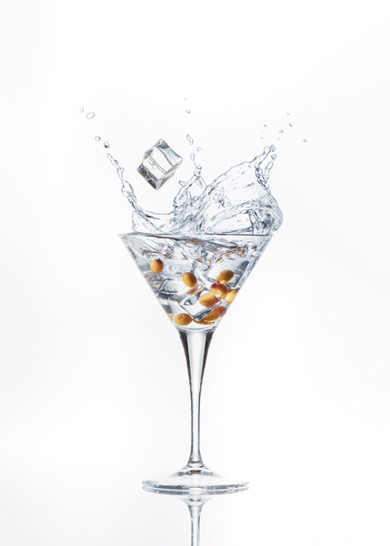 Photograph Marc Sabat Cocktail on One Eyeland