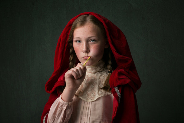 Photograph Kaat Stieber Little Red Riding Hood on One Eyeland