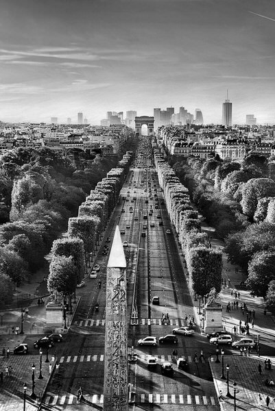 Photograph Nikolai Endegor Paris Graphics on One Eyeland
