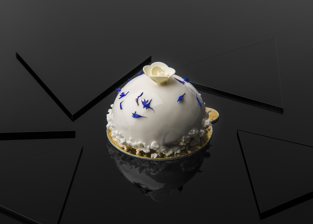 Photograph Gabor Kanovits Cake on One Eyeland