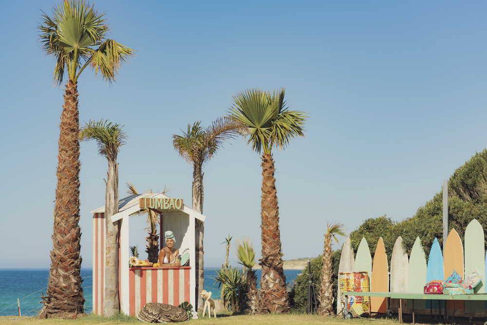 Photograph Ben Welsh Tropical Model on One Eyeland