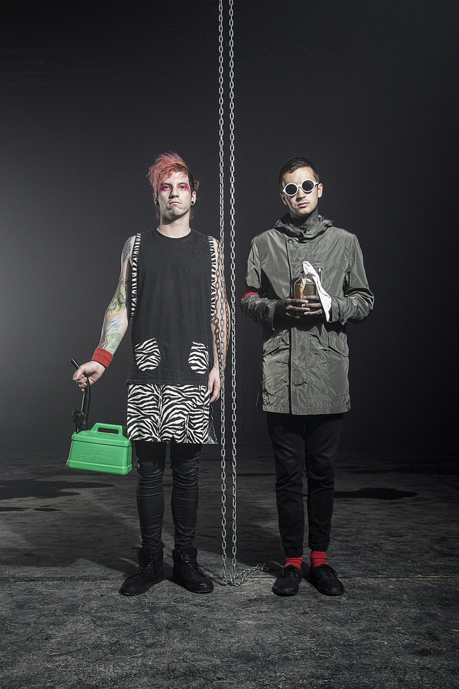 Photograph George Fairbairn Twenty One Pilots For Rocksound on One Eyeland